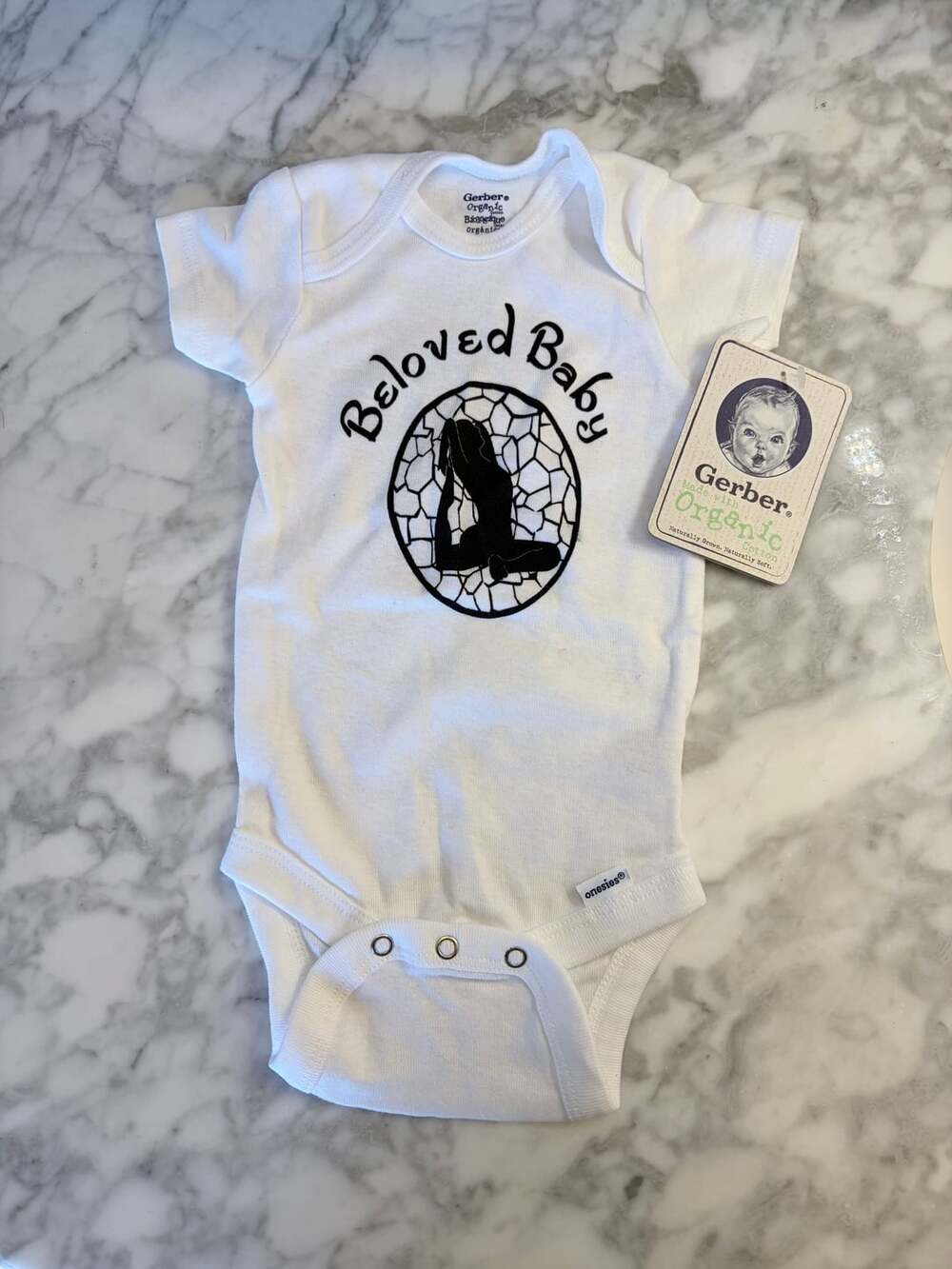 Gerber Organic Cotton Beloved Baby Silhouette Onesie Bodysuit 3-6 mos